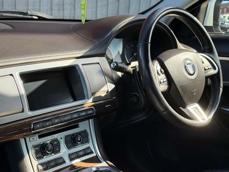 2015 JAGUAR XF 2015 JAGUAR XF