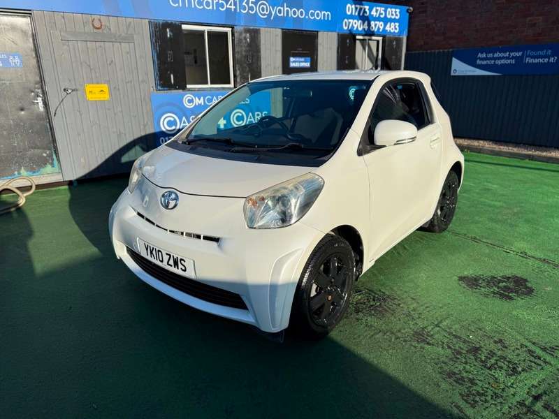 2010 TOYOTA IQ 2010 TOYOTA IQ
