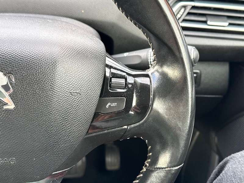 2016 PEUGEOT 308 2016 PEUGEOT 308