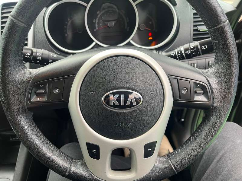 2013 KIA VENGA 2013 KIA VENGA