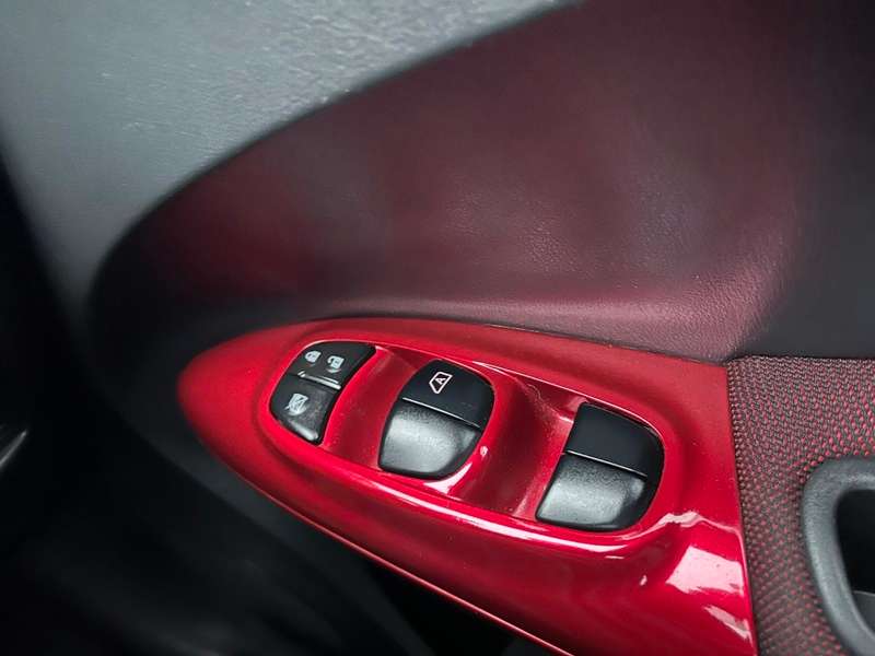 2011 NISSAN JUKE 2011 NISSAN JUKE