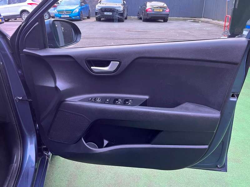 2017 KIA RIO 2017 KIA RIO