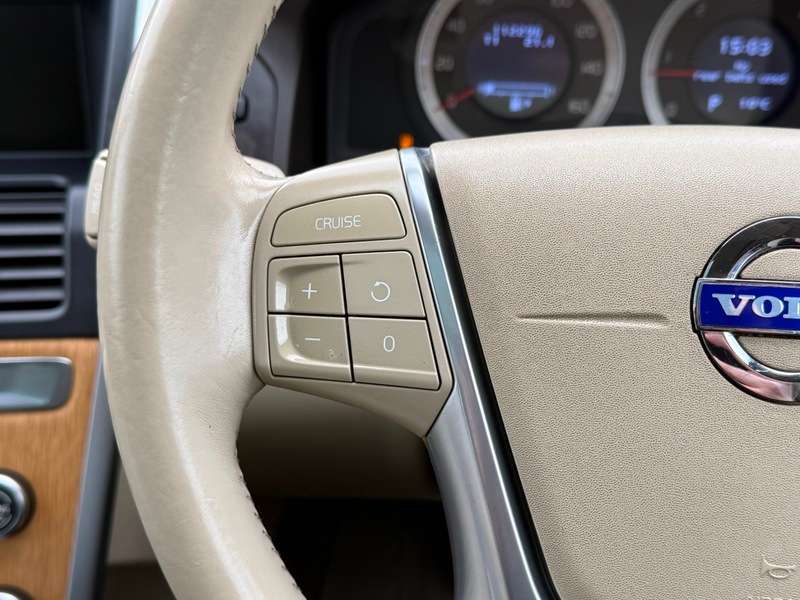 2009 VOLVO XC60 2009 VOLVO XC60