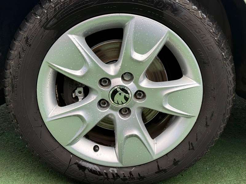 2015 SKODA ROOMSTER 2015 SKODA ROOMSTER