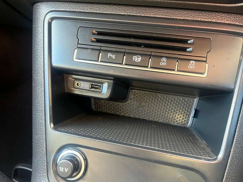 2015 VOLKSWAGEN TIGUAN 2015 VOLKSWAGEN TIGUAN