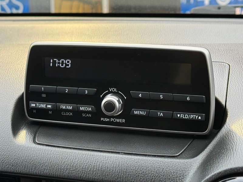 2017 MAZDA MAZDA2 2017 MAZDA MAZDA2