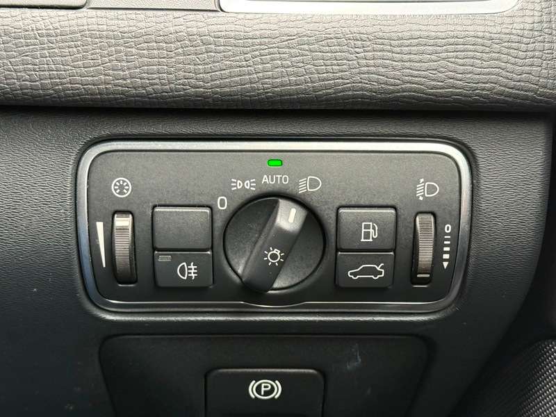 2015 VOLVO XC60 2015 VOLVO XC60