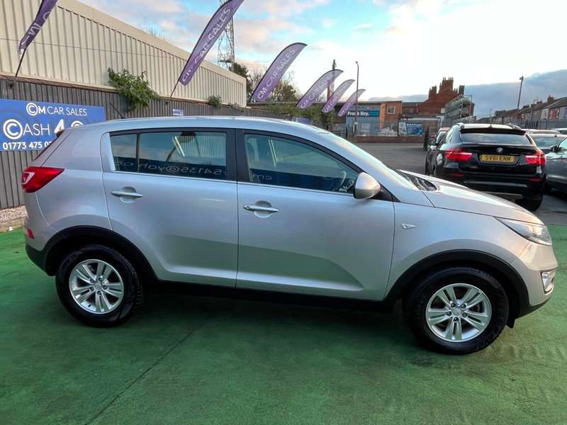 A 2012 KIA SPORTAGE 1.7 CRDi EcoDynamics 1 SUV 5dr Diesel Manual 2WD Euro 5 (s/s) (114 bhp) A 2012 KIA SPORTAGE 1.7 CRDi EcoDynamics 1 SUV 5dr Diesel Manual 2WD Euro 5 (s/s) (114 bhp)
