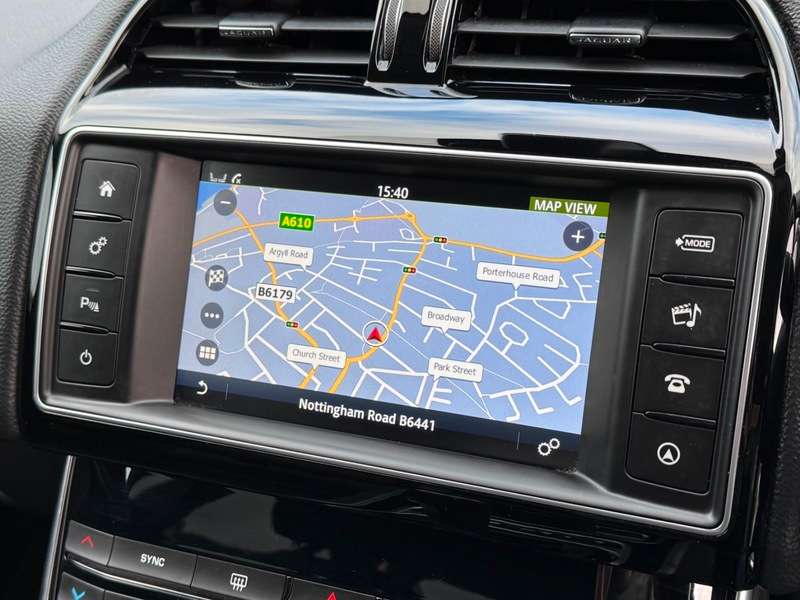 2015 JAGUAR XE 2015 JAGUAR XE