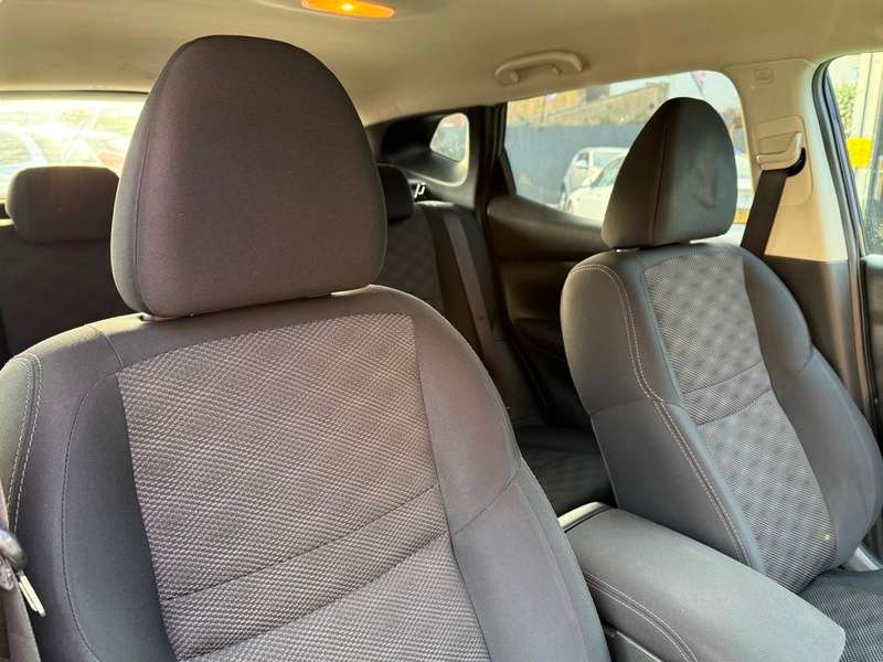 A 2014 NISSAN QASHQAI 1.2 DIG-T Acenta SUV 5dr Petrol Manual 2WD Euro 5 (s/s) (115 ps) A 2014 NISSAN QASHQAI 1.2 DIG-T Acenta SUV 5dr Petrol Manual 2WD Euro 5 (s/s) (115 ps)