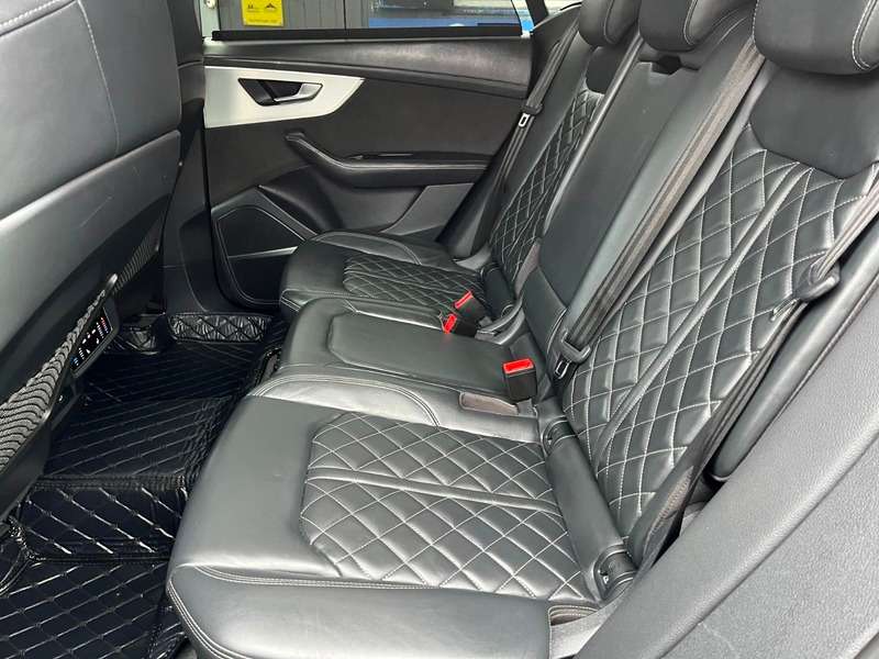 2019 AUDI Q8 2019 AUDI Q8