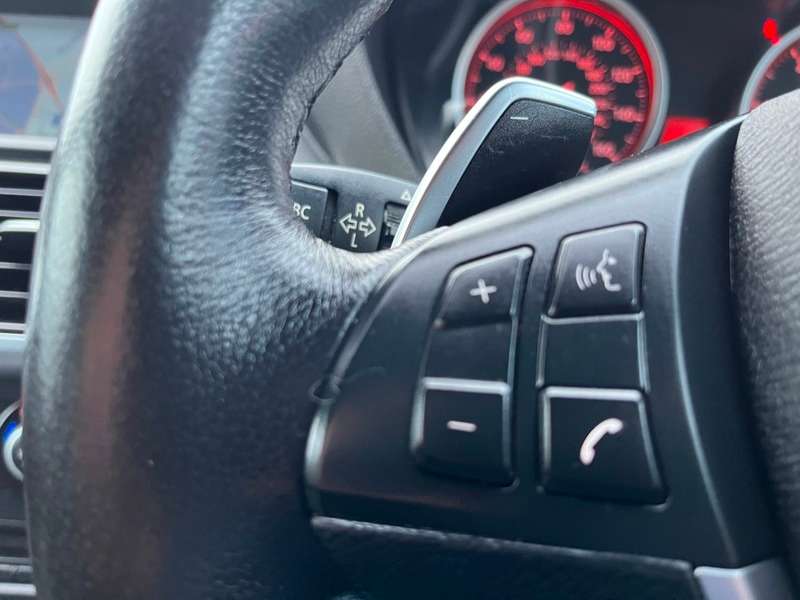 2011 BMW X6 2011 BMW X6