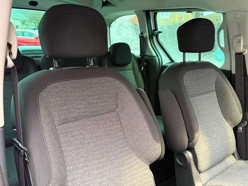 A 2015 CITROEN BERLINGO 1.6 BlueHDi XTR Multispace MPV 5dr Diesel Manual Euro 6 (s/s) (120 ps) A 2015 CITROEN BERLINGO 1.6 BlueHDi XTR Multispace MPV 5dr Diesel Manual Euro 6 (s/s) (120 ps)