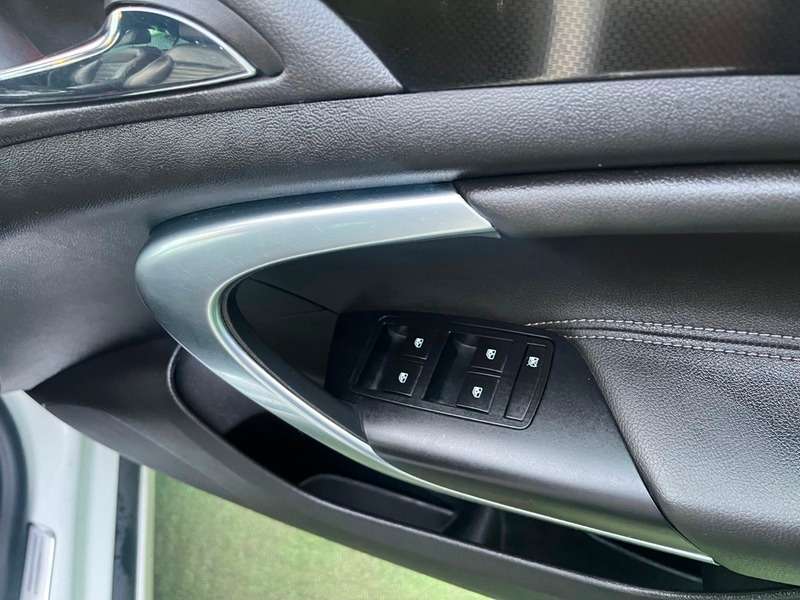 2015 VAUXHALL INSIGNIA 2015 VAUXHALL INSIGNIA