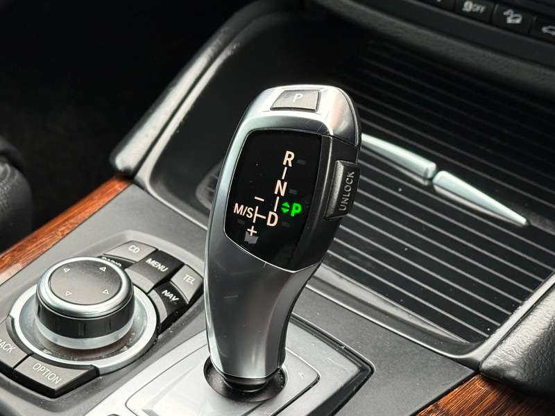 2012 BMW X6 2012 BMW X6