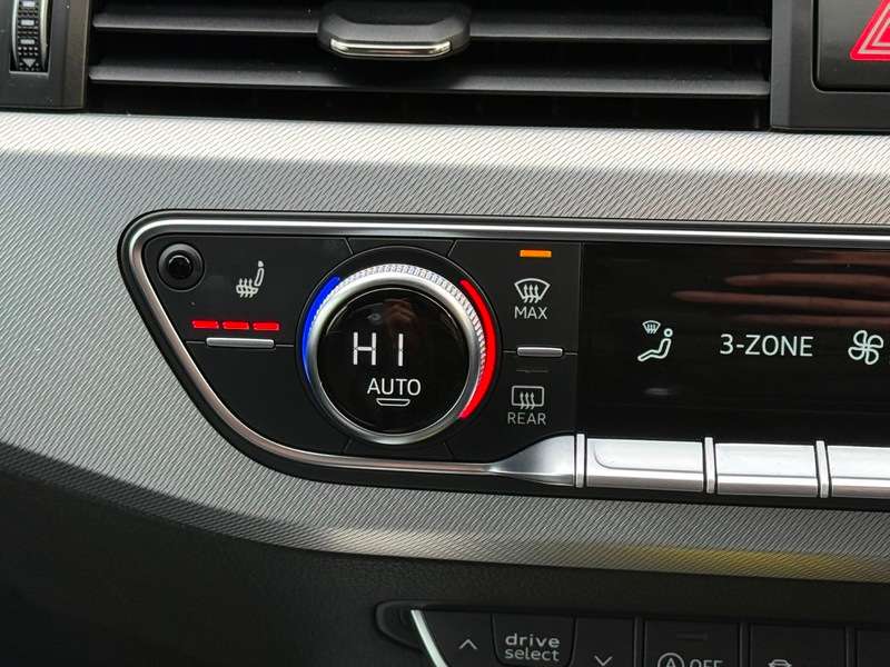 2016 AUDI A4 2016 AUDI A4