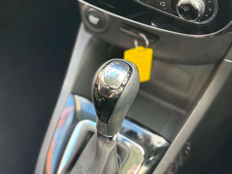 2014 RENAULT CLIO 2014 RENAULT CLIO