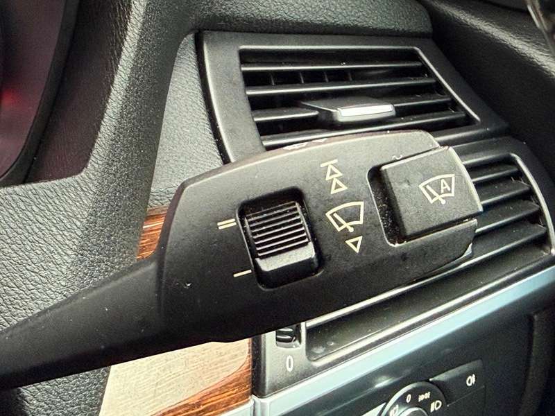 2012 BMW X6 2012 BMW X6