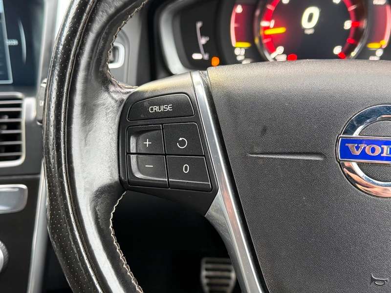 2016 VOLVO XC60 2016 VOLVO XC60