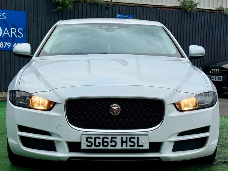 2015 JAGUAR XE 2015 JAGUAR XE