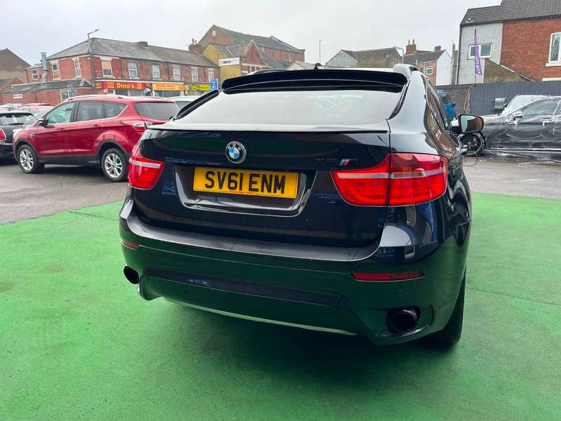 2011 BMW X6 2011 BMW X6