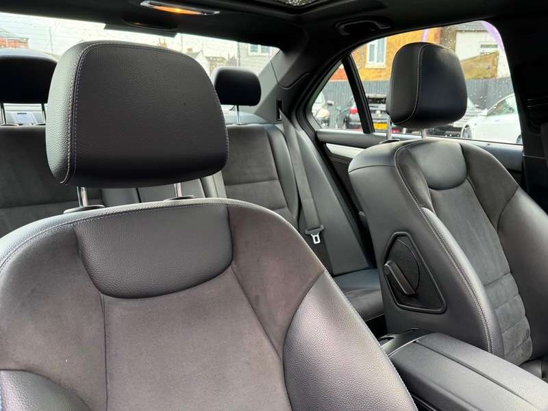 A 2014 MERCEDES-BENZ C CLASS 2.1 C220 CDI AMG Sport Edition Saloon 4dr Diesel G-Tronic+ Euro 5 (s/s) (170 ps) A 2014 MERCEDES-BENZ C CLASS 2.1 C220 CDI AMG Sport Edition Saloon 4dr Diesel G-Tronic+ Euro 5 (s/s) (170 ps)