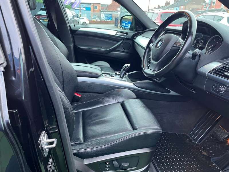 2011 BMW X6 2011 BMW X6