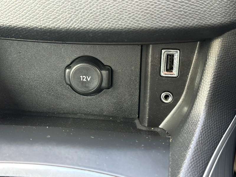 2016 PEUGEOT 308 2016 PEUGEOT 308