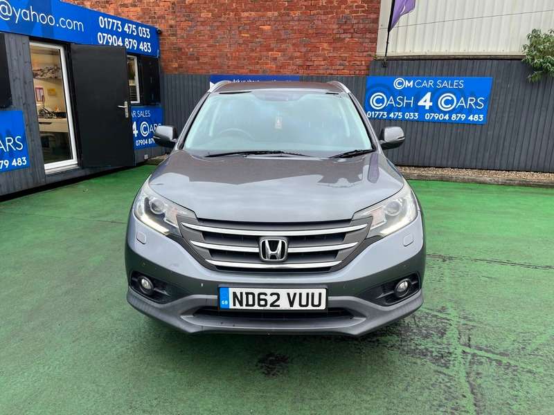 A 2013 HONDA CR-V 2.0 i-VTEC SR SUV 5dr Petrol Manual 4WD Euro 5 (s/s) (155 ps) A 2013 HONDA CR-V 2.0 i-VTEC SR SUV 5dr Petrol Manual 4WD Euro 5 (s/s) (155 ps)