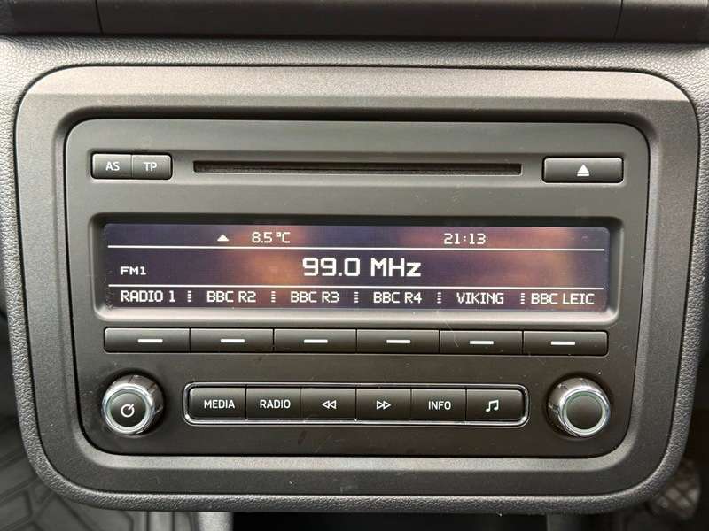 2015 SKODA ROOMSTER 2015 SKODA ROOMSTER