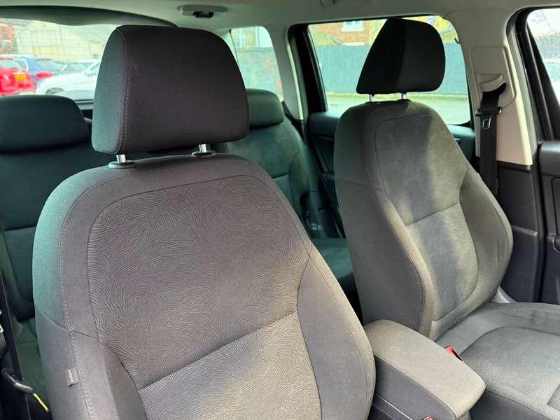 A 2014 SKODA YETI 2.0 TDI Black Edition SUV 5dr Diesel Manual 4WD Euro 5 (140 ps) A 2014 SKODA YETI 2.0 TDI Black Edition SUV 5dr Diesel Manual 4WD Euro 5 (140 ps)