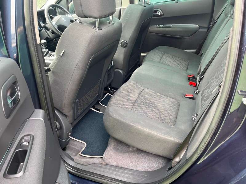 2013 PEUGEOT 3008 2013 PEUGEOT 3008