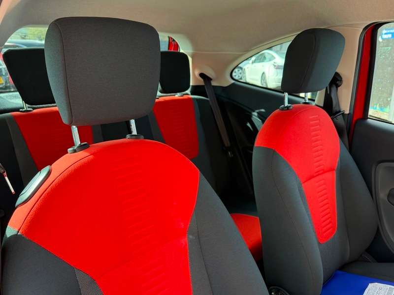 A 2013 FORD KA 1.2 Zetec Hatchback 3dr Petrol Manual Euro 5 (s/s) (69 ps) A 2013 FORD KA 1.2 Zetec Hatchback 3dr Petrol Manual Euro 5 (s/s) (69 ps)