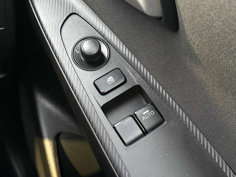 2017 MAZDA MAZDA2 2017 MAZDA MAZDA2