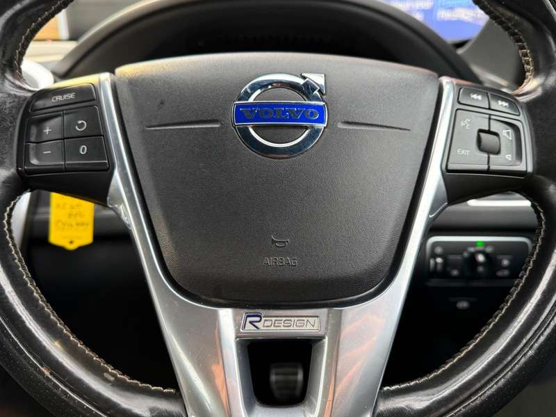 2016 VOLVO XC60 2016 VOLVO XC60