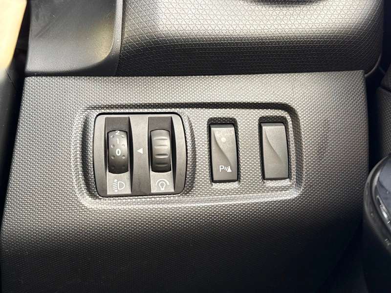 2014 RENAULT CLIO 2014 RENAULT CLIO