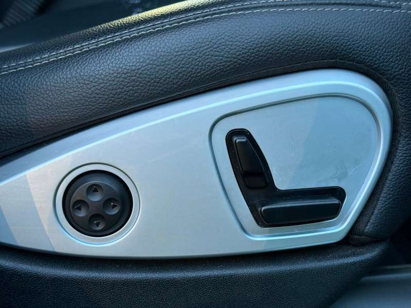 2011 MERCEDES-BENZ SL CLASS 2011 MERCEDES-BENZ SL CLASS