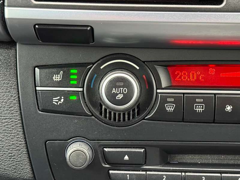 2012 BMW X6 2012 BMW X6