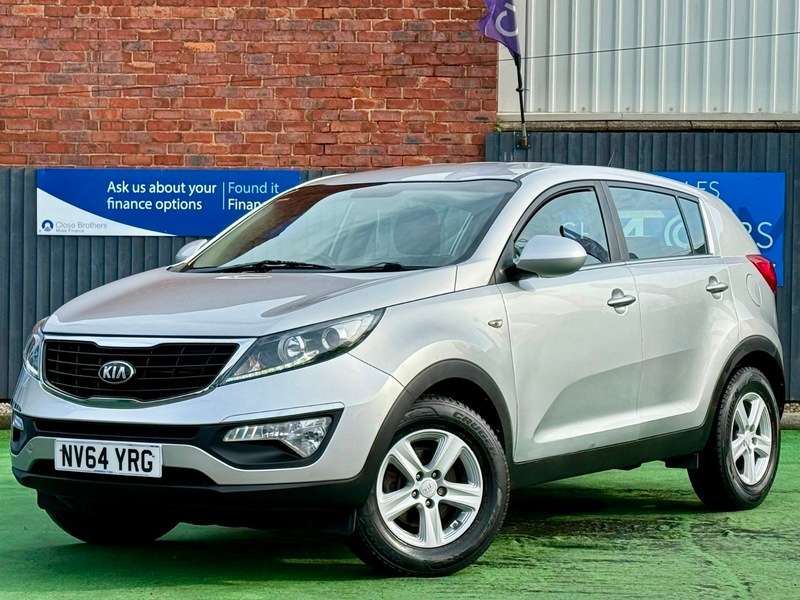 A 2015 KIA SPORTAGE 1.6 GDi 1 SUV 5dr Petrol Manual 2WD Euro 5 (133 bhp) A 2015 KIA SPORTAGE 1.6 GDi 1 SUV 5dr Petrol Manual 2WD Euro 5 (133 bhp)