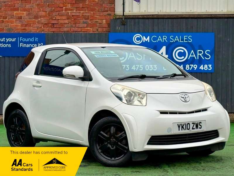 A 2010 TOYOTA IQ 1.0 VVT-i Hatchback 3dr Petrol Manual Euro 4 (68 bhp) A 2010 TOYOTA IQ 1.0 VVT-i Hatchback 3dr Petrol Manual Euro 4 (68 bhp)