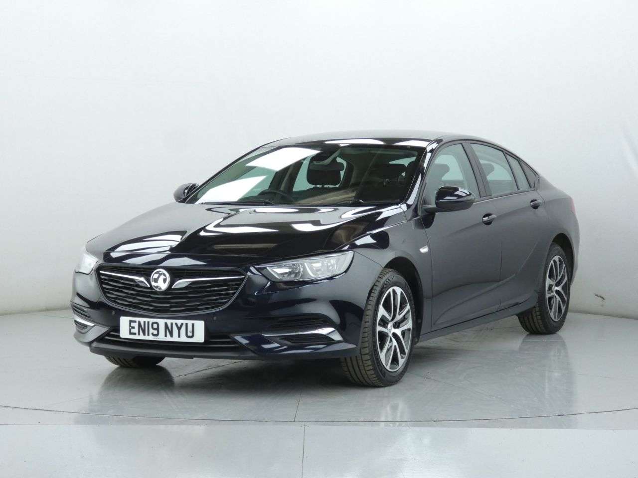 A 2019 VAUXHALL INSIGNIA GRAND SPORT DESIGN NAV A 2019 VAUXHALL INSIGNIA GRAND SPORT DESIGN NAV
