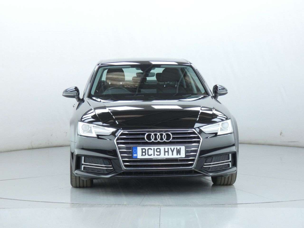 A 2019 AUDI A4 TDI SE A 2019 AUDI A4 TDI SE