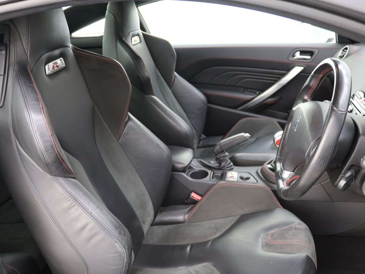 2015 PEUGEOT RCZ 2015 PEUGEOT RCZ