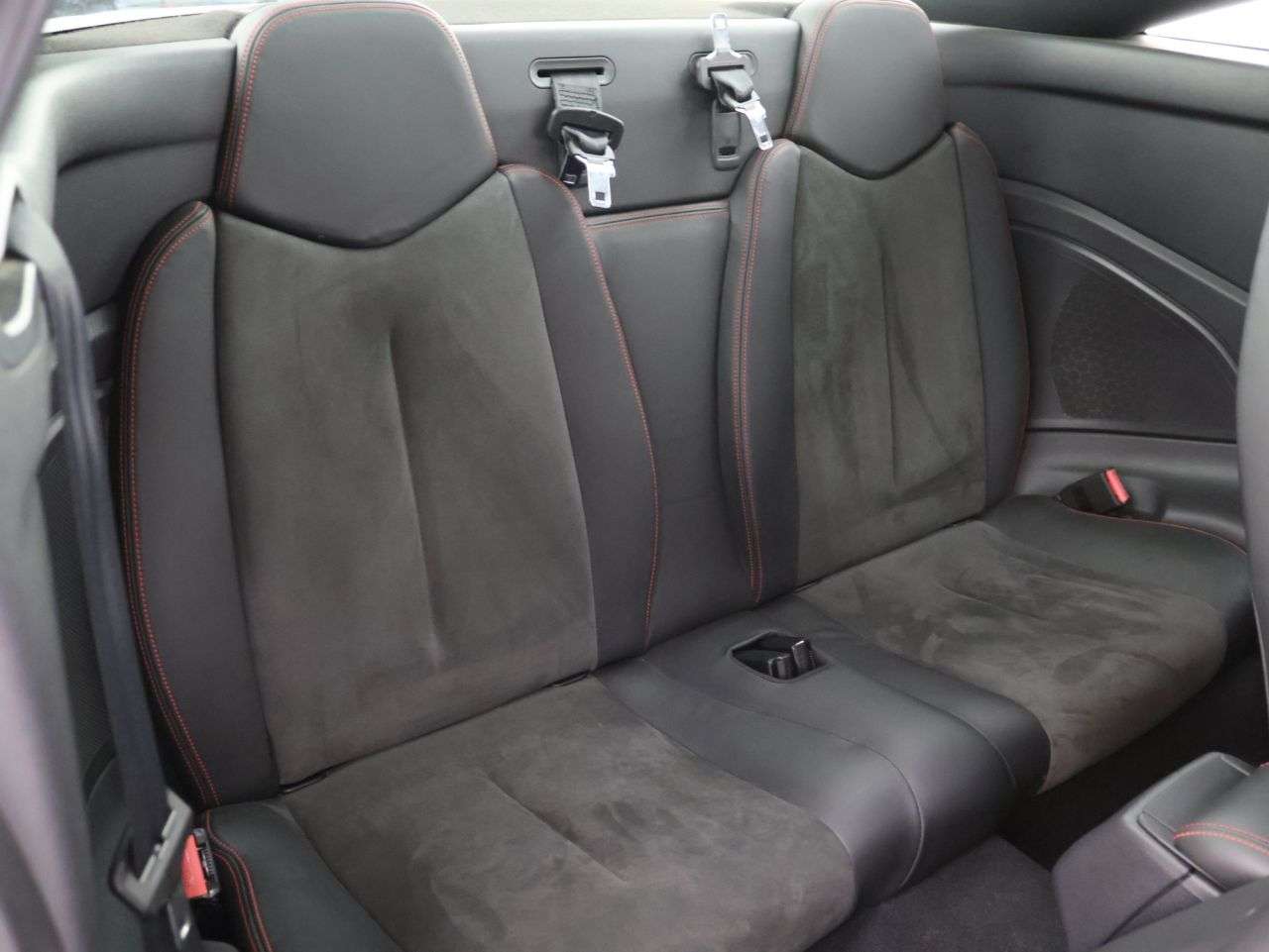 2015 PEUGEOT RCZ 2015 PEUGEOT RCZ