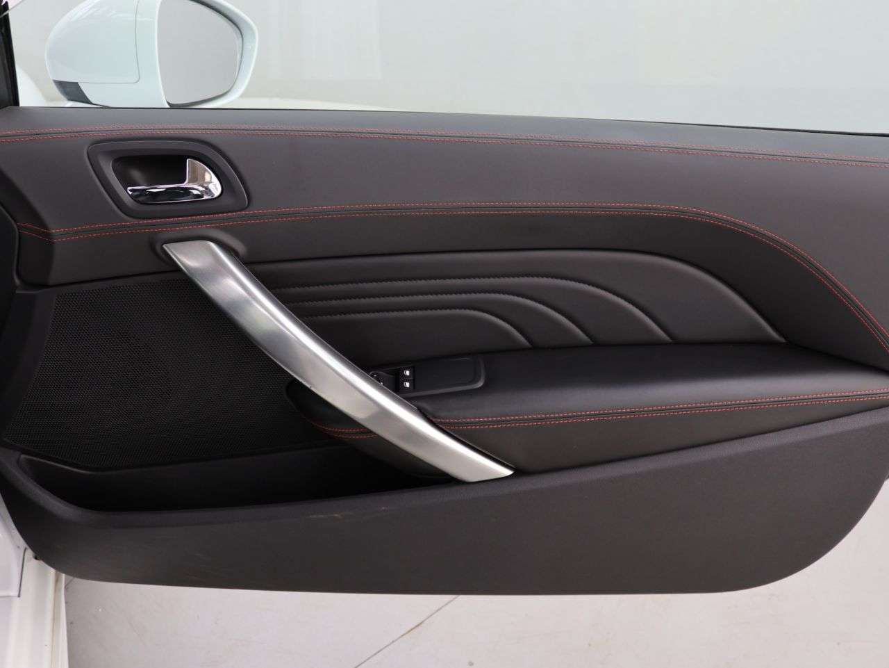 2015 PEUGEOT RCZ 2015 PEUGEOT RCZ