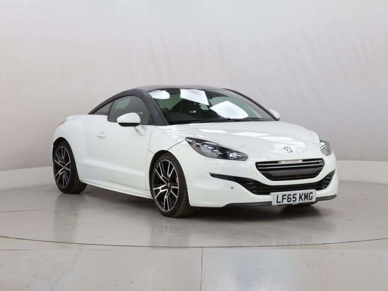 A 2015 PEUGEOT RCZ 1.6 THP R 2d 267 BHP A 2015 PEUGEOT RCZ 1.6 THP R 2d 267 BHP