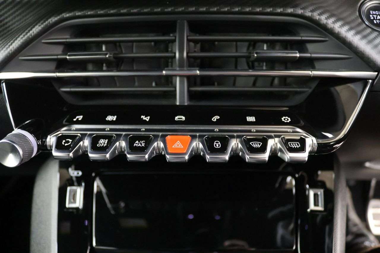 2022 PEUGEOT 208 2022 PEUGEOT 208