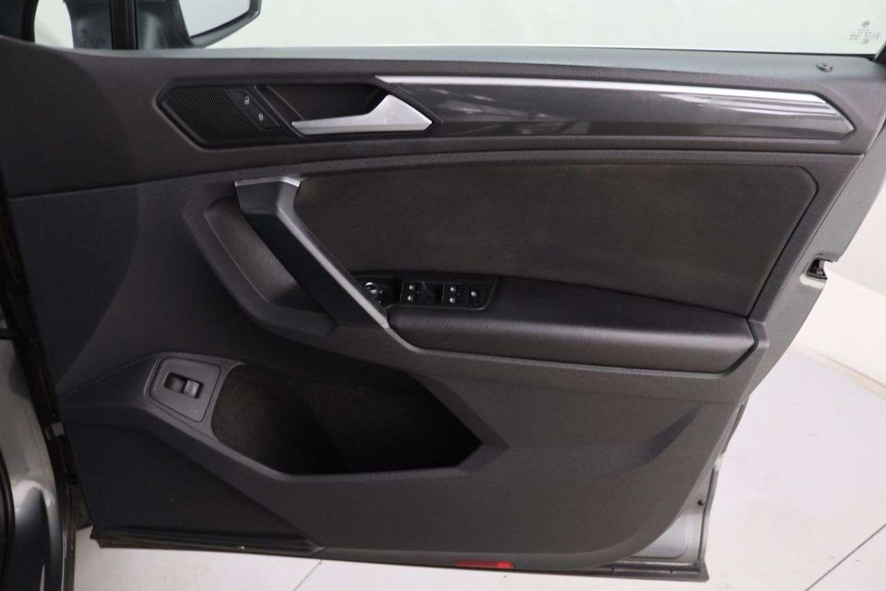 2019 VOLKSWAGEN TIGUAN 2019 VOLKSWAGEN TIGUAN