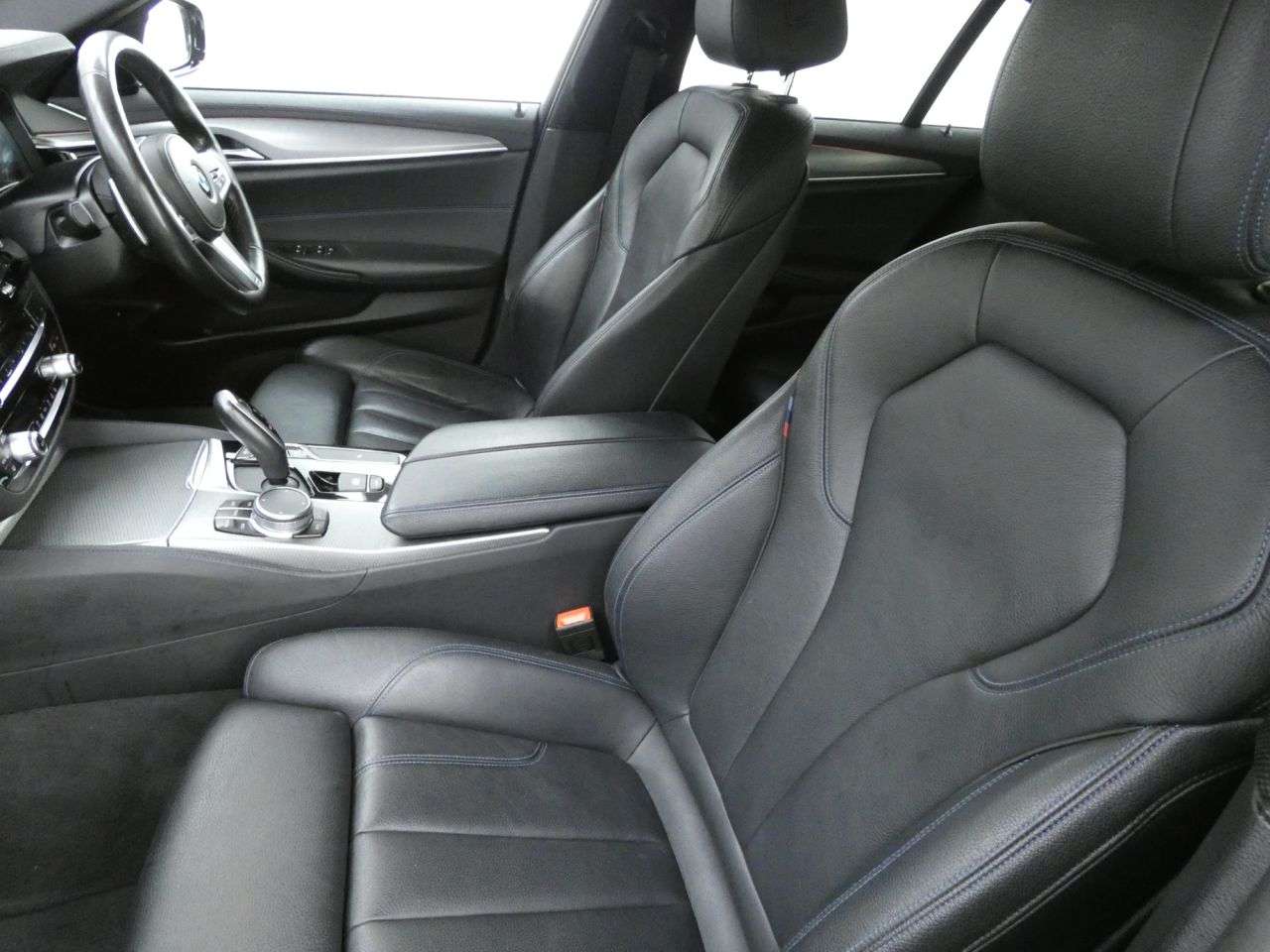 2020 BMW 5 SERIES 2020 BMW 5 SERIES