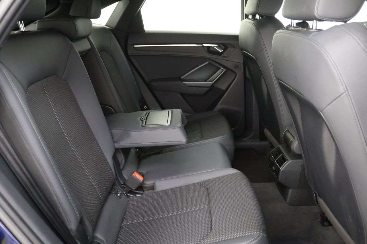 2021 AUDI Q3 2021 AUDI Q3